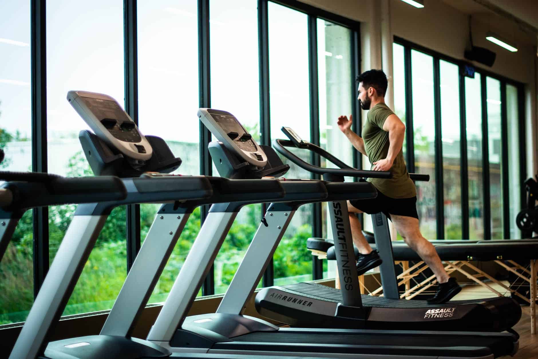 《最高學習法》一本為教學者量身打造的學習指南 3 an on treadmill